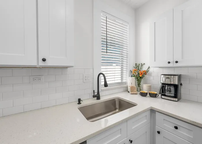 20 Kendall 1 Holiday home *